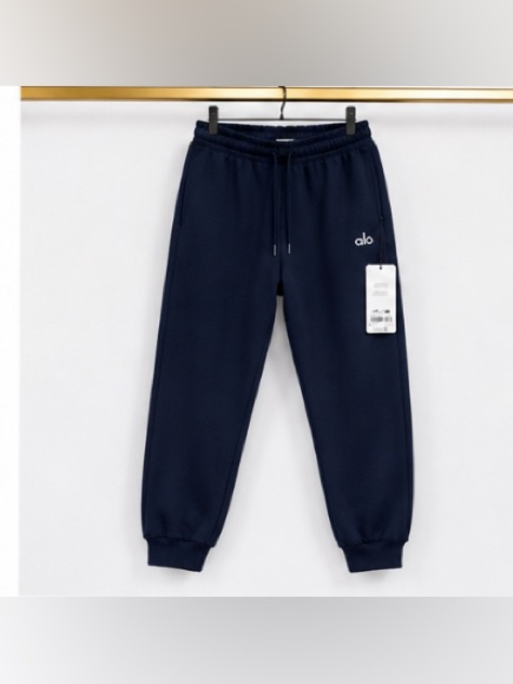 Navy Alo Hoodie And Sweatpant Cuffed Set - Picture 3 of 3